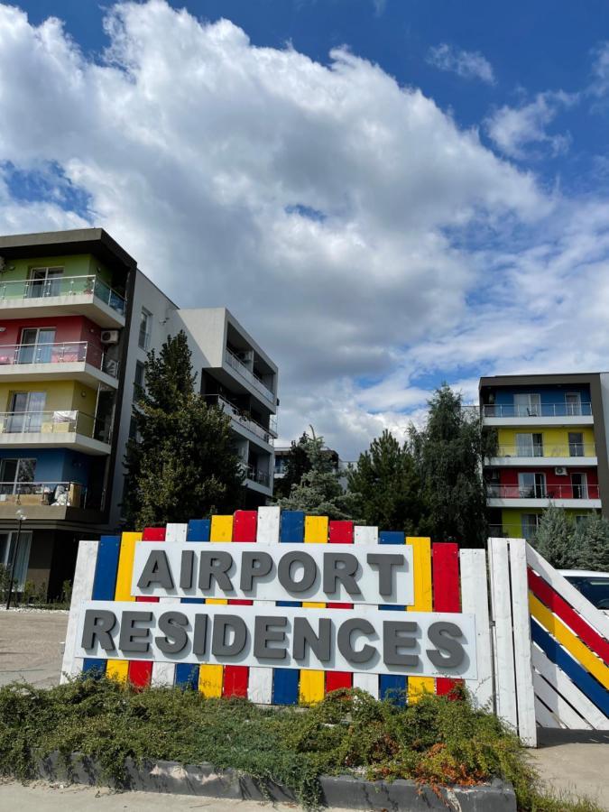 Bucharest Airport Henri Coanda & Therme-Self Check-In Otopeni Exteriör bild